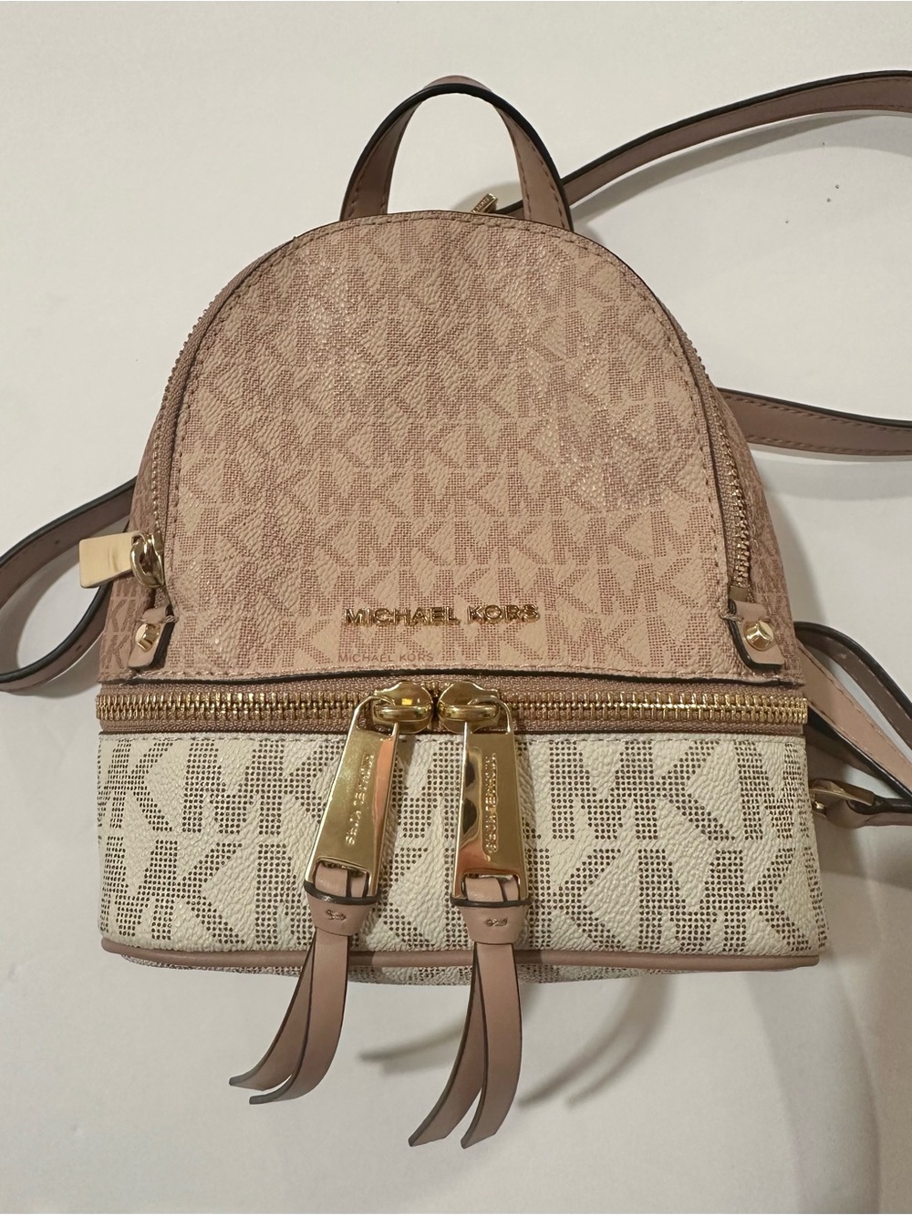 Michael Kors Mini Backpack Pink Vanilla Color Block Rhea Mini - Picture 3 of 15